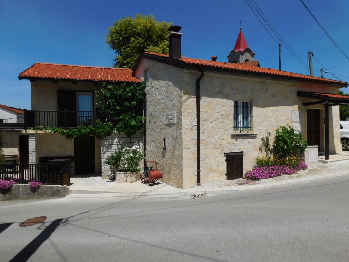 Kamnita Hisa Stari Klesar Vila Ilirska Bistrica Exterior foto